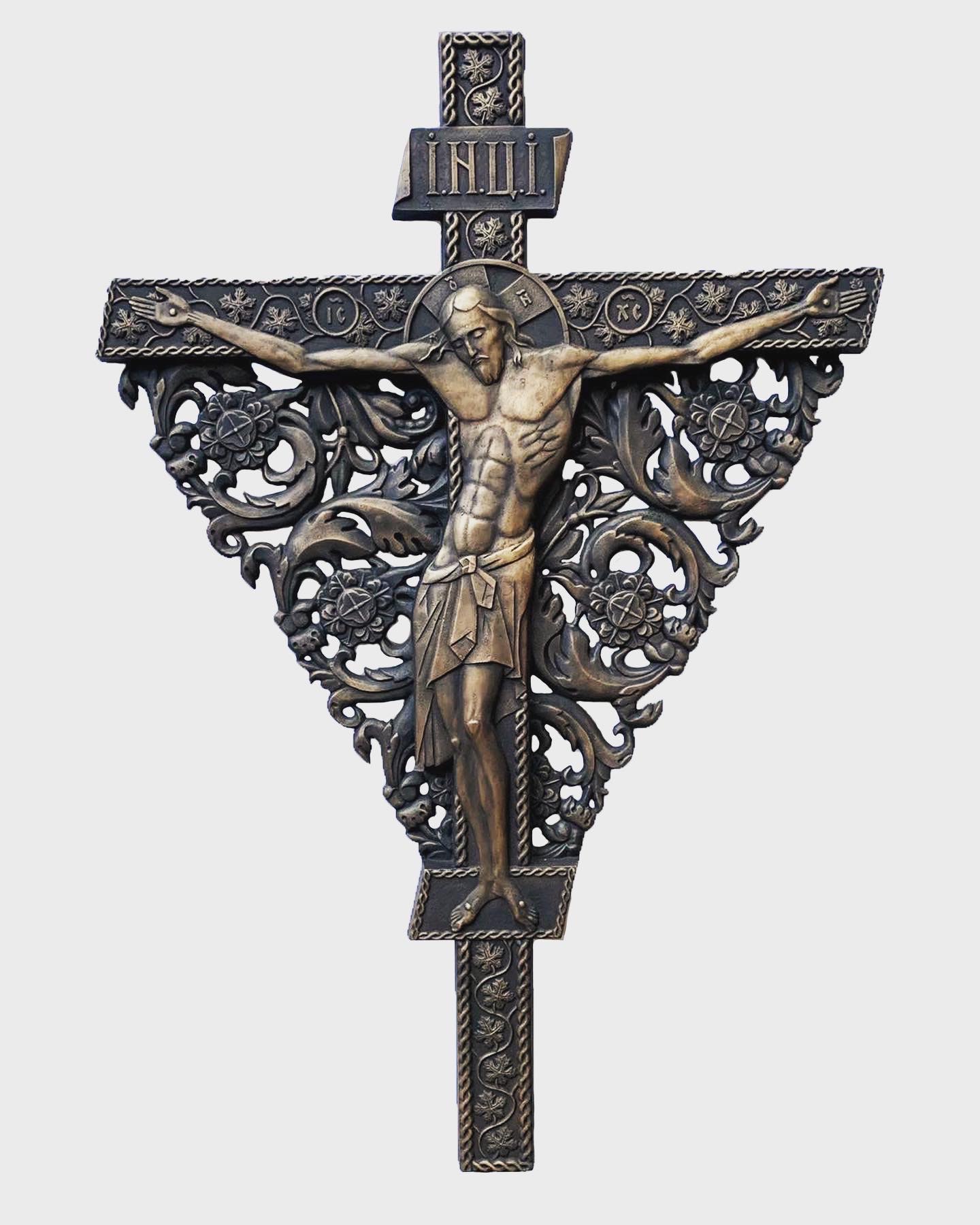 Крест с распятием двухсторонний ,сторона лицевая